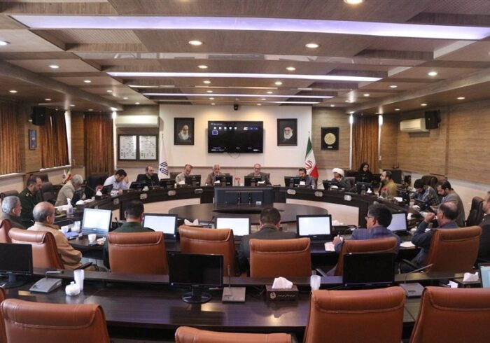 با 8 رأی مخالف و 3 موافق؛ شهردار همدان از شورانشینان کارت زرد گرفت