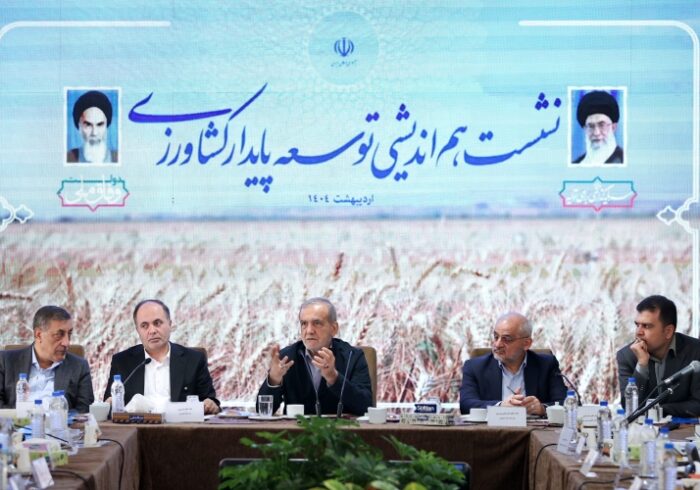 دعوت پزشکیان از کارشناسان برای غلبه بر مشکلات ناشی از کم‌‌آبی