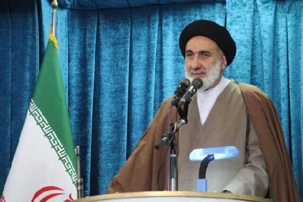 شهید رئیسی شخصیتی شاخص در عصر معاصر بود