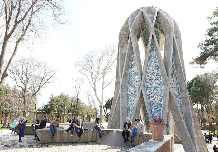 همنشینی خیام با حسن صباح