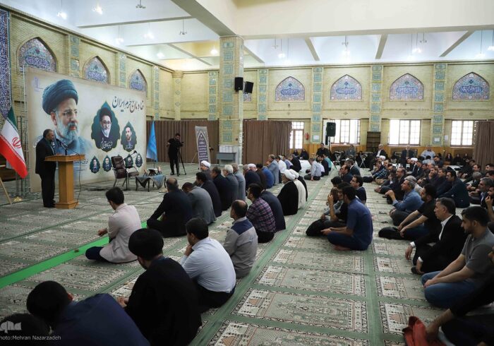 مراسم بزرگداشت شهدای خدمت در دانشگاه تبریز مراسم بزرگداشت شهدای خدمت در دانشگاه تبریز