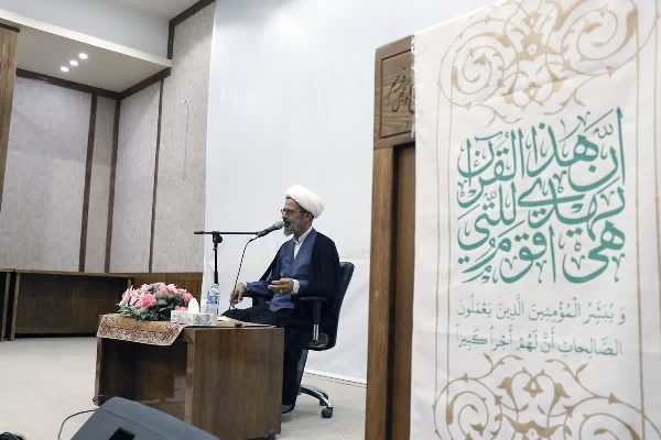 ترویج فرهنگ قرآن سبب افزایش معنویت و اخلاق در جامعه می‌شود