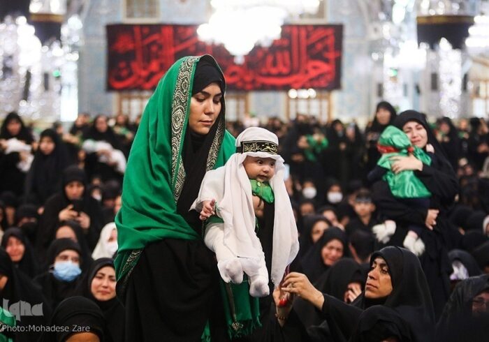 گردهمایی ۸۰۰ نفر از برگزارکنندگان همایش جهانی شیرخوارگان حسینی در حرم رضوی