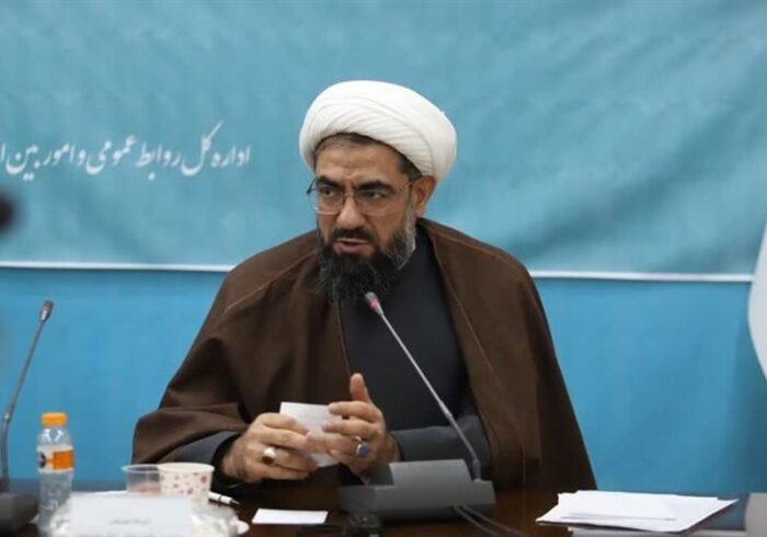 تأکید امام جمعه همدان بر لزوم ارتقای نتایج آموزشی و تربیتی در مدارس
