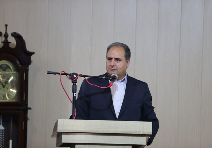 معلمان بازنشسته گنجینه‌ای از تجربه دانایی و حکمت هستند