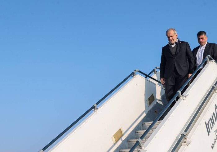 رئیس‌جمهور وارد شهرکرد شد