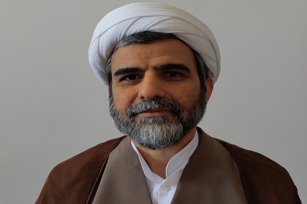 اعمال عبادی تابع روایات و فقه صحیح باشد