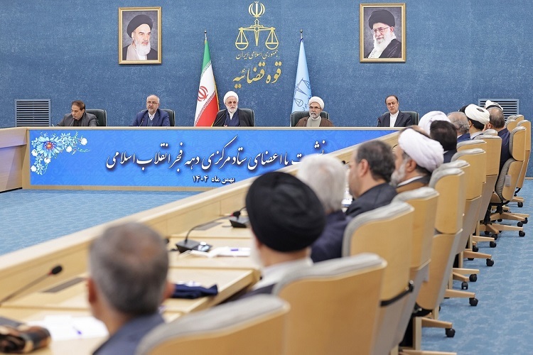 عدالت‌ورزی باید در سبک زندگی همه مسئولان نمود داشته باشد