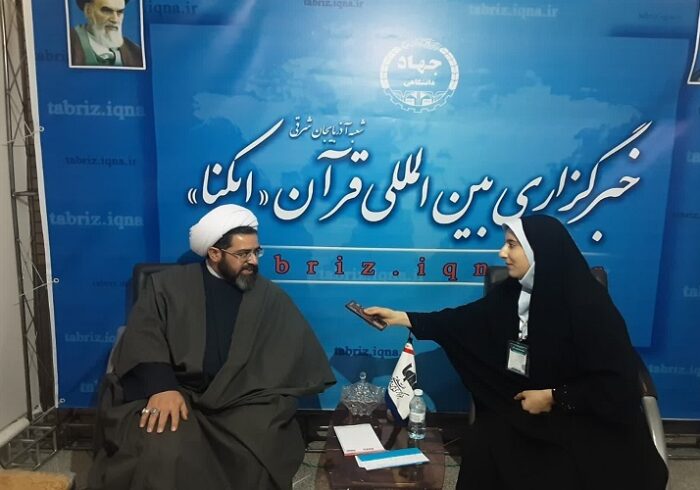 حضور رئیس آموزش و پروش ناحیه 3 تبریز در غرفه ایکنا