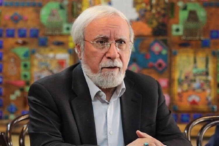 نقش عوامل سیاسی و اجتماعی در سقوط حکومت پهلوی