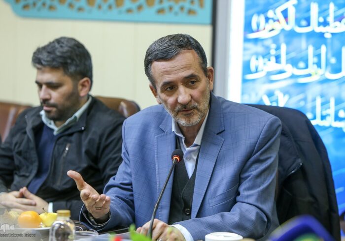 نتیجه حفظ قرآن برای حافظ و جامعه ملموس باشد