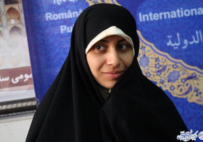 بانوی یزدی موفق به کسب مدرک استادی حفظ قرآن شد