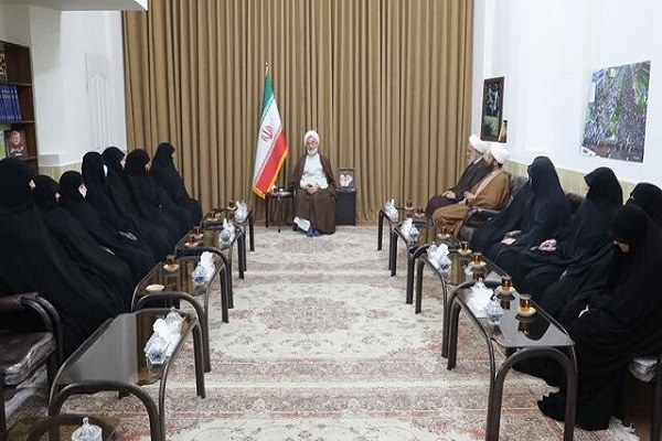 حوزه‌های علمیه از ارکان اصلی تربیت نسل مومن و انقلابی هستند