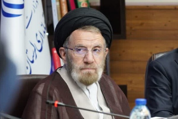 دعوت نماینده ولی‌فقیه در لرستان از مردم برای حضور در راهپیمایی ۲۲ بهمن