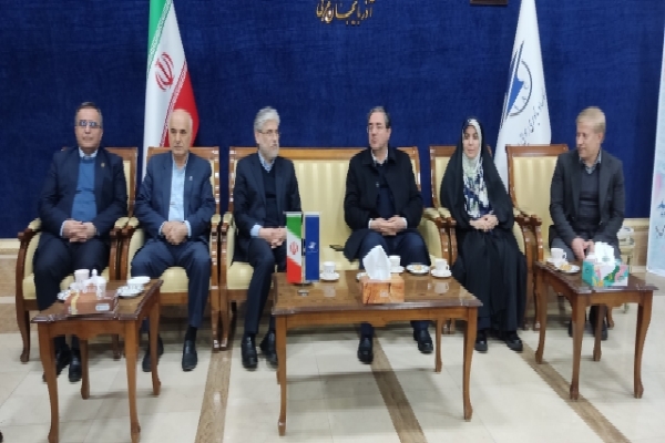 وزیر علوم، تحقیقات و فناوری وارد ارومیه شد