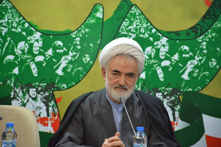 انقلاب اسلامی پاسخی بنیادین به نظام سلطه جهانی بود