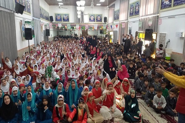 برگزاری جشن پیروزی انقلاب با حضور هزار دانشآموز در شهرستان بهشهر برگزاری جشن پیروزی انقلاب با حضور هزار دانشآموز در شهرستان بهشهر