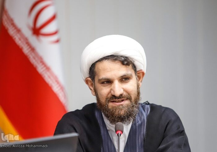 حوادث اخیر کشور باید فرصتی برای گفت‌و‌گو با جوانان ایجاد کند