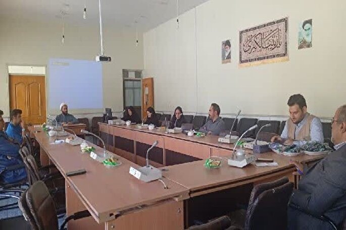 مسجد محور محلات شود