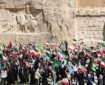 طنین اقتدار بر بلندای پارسه؛ اهتزاز پرچم ایران در پاسخ به گزافه‌گویی‌های ترامپ