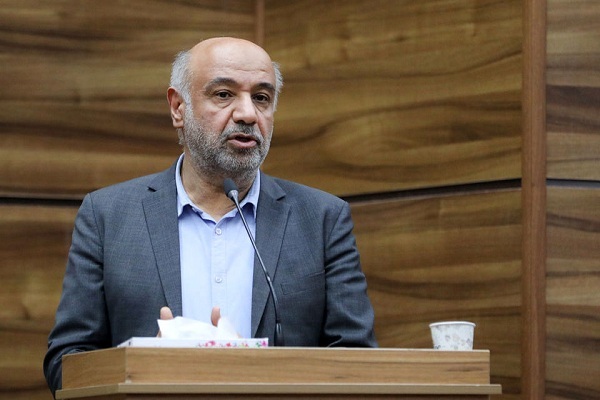 سیاست‌گذاری در حوزه کار و تولید بر پایه تقویت منزلت کارگران