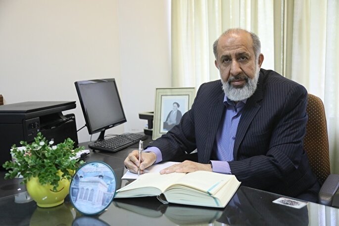 عبادت با اکراه، بندگی محسوب نمی‌شود