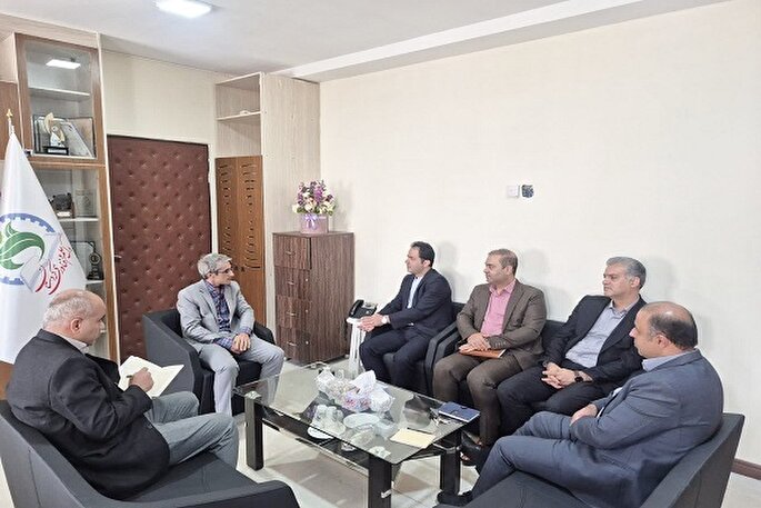 گسترش همکاری‌های علمی میان پارک علم و فناوری و جهاددانشگاهی کردستان