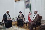دشمنان اسلام مشکلات اقتصادی را به پای روحانیت می‌نویسند