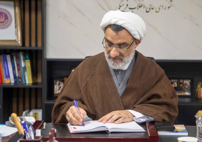 آیت‌الله جناتی فقیه نواندیش بود ولی عوام‌زده نبود
