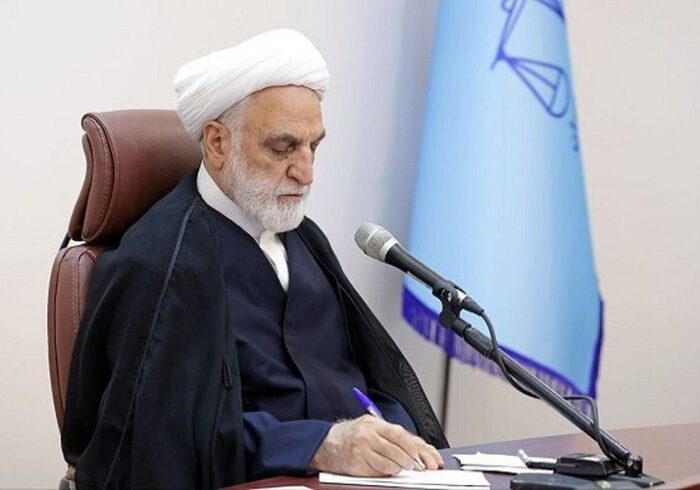 رئیس قوه قضاییه: در مقابل وحدت‌شکنان می‌ایستیم