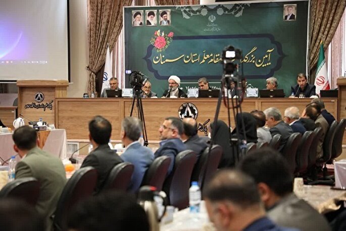 تشویق معلم؛ زمینه‌ساز ایجاد «خشیت الهی» در دانش‌آموزان