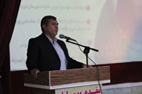 معلمان ستون‌های فرهنگ و توسعه جامعه‌ هستند