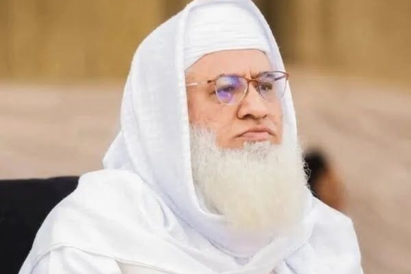 طالبان ترور عالم روحانی در پاکستان را محکوم کرد