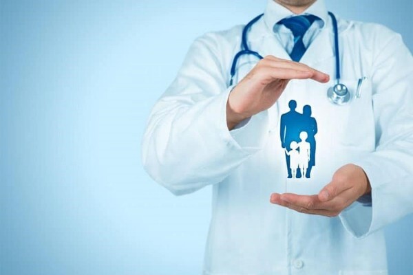لزوم مقابله جدی با انجام اقدامات پزشکی توسط افراد فاقد صلاحیت در قم