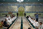 فیلم | جانبازان و افسران شجاع ناو دنا به حرم بانوی کرامت مشرف شدند
