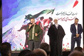فیلم | اجتماع مردمی رهبر شهید با حضور فعالان قرآنی در مهریز