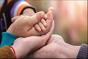 والدین؛ سپر روانی فرزندان در زمان جنگ و بحران