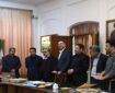 بسیاری در خارج از کشور علاقه‌مند به شناخت تاریخ و فرهنگ ایران هستند