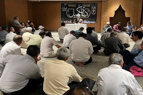 طنین دعای کمیل زائران ایرانی در مکه مکرمه