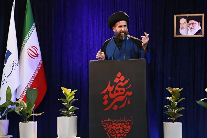 حضور در خیابان مصداق شکر عملی است