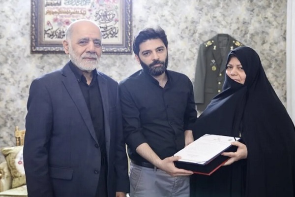ابلاغ سلام رهبر معظم انقلاب به خانواده سپهبد شهید «موسوی»