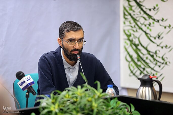 هنر قرآنی؛ بهترین روش انتقال مفاهیم قرآن به نسل نوجوان