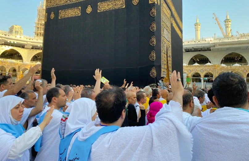 حجاج با مسجدالحرام وداع کردند