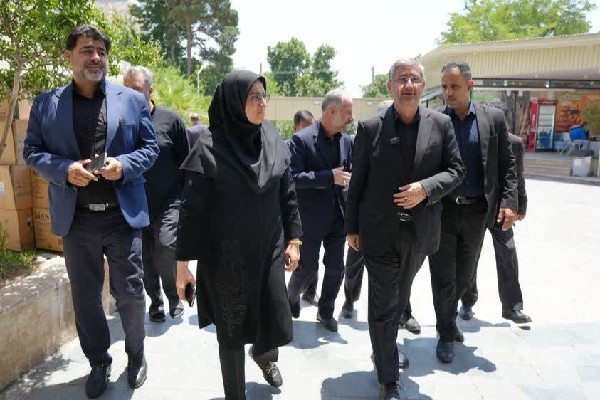 مداحان نقش کلیدی در رونق مجالس اهل بیت (ع) دارند