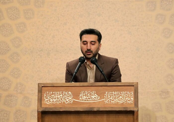 تلاوت‌ حمید حق‌طلب از سوره‌ «اسراء»