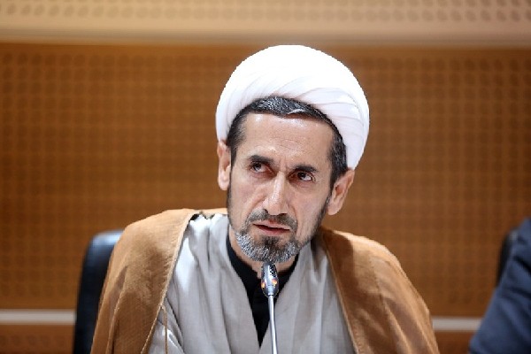 ضرورت الگوگیری از مدل اربعین برای برگزاری مراسم تشییع رهبر شهید انقلاب