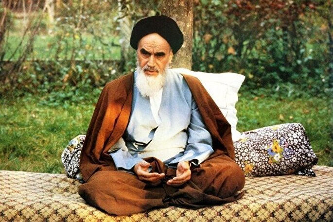 امام خمینی(ه)؛ طراح و مبدع اصلی جمهوریت در ایران