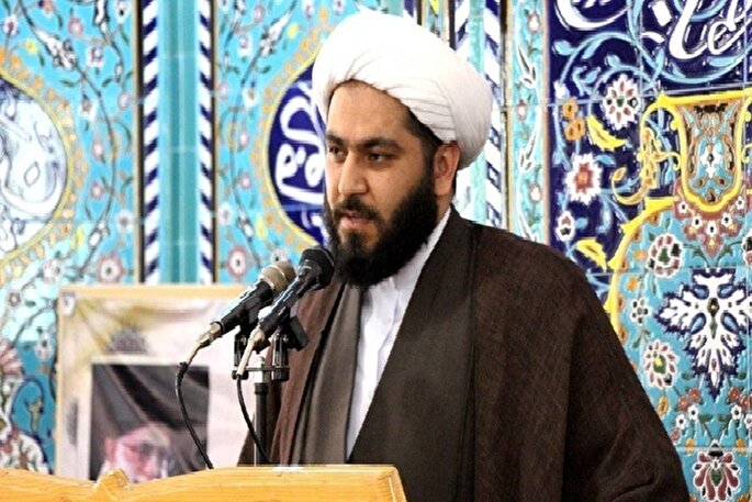 «غدیر» معیار اداره جامعه بر پایه عدالت است