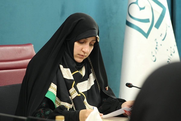 زنان بخش عمده‌ فعالان صنایع خلاق و صنایع دستی هستند