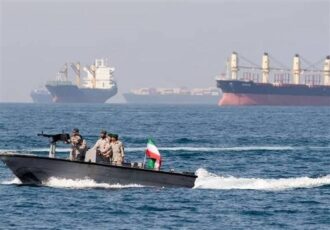 نقش تشریفاتی عمان در تنگه هرمز